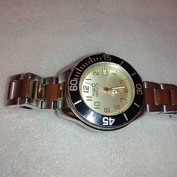 Woman's watch - Picture 7 of 7